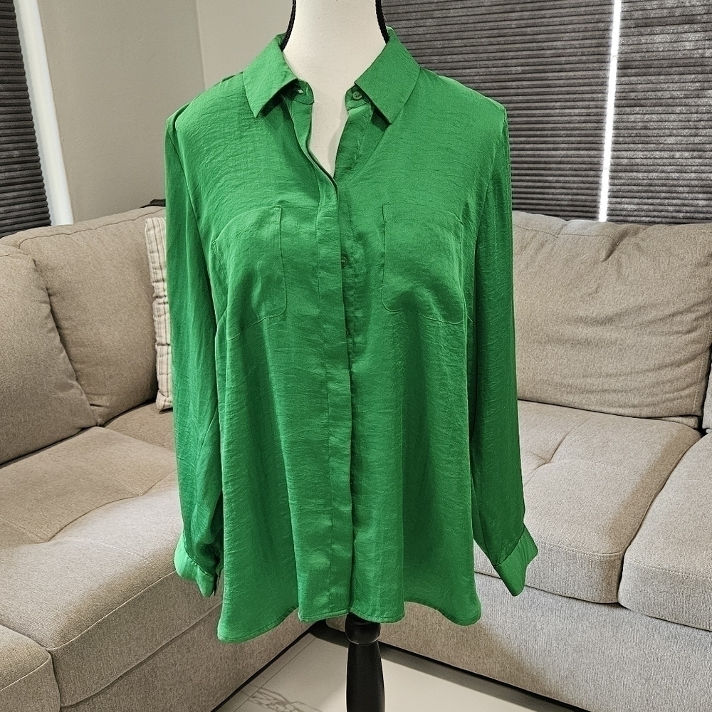 Inc Women's Petite Large Green Button-Up Blouse.